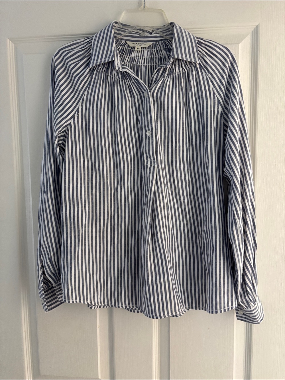 Max Studio Striped Blue and White Blouse Sz XS
